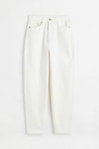 H & M - Mom Loose Fit Ultra High Jeans - White