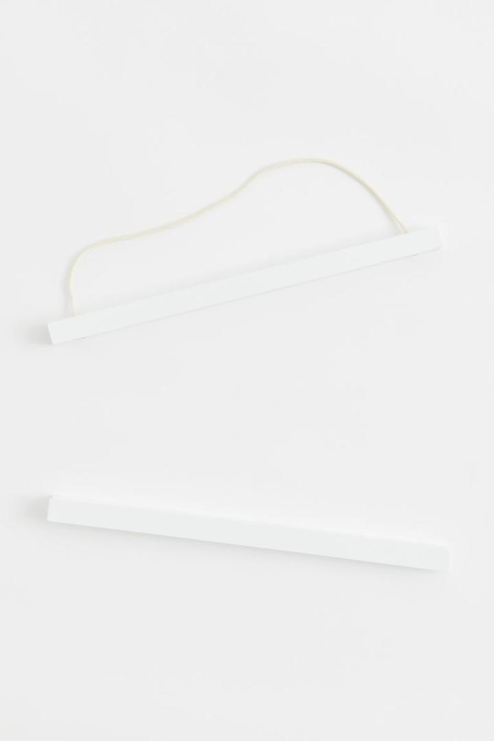H & M - Small Wooden Frame Mount - White