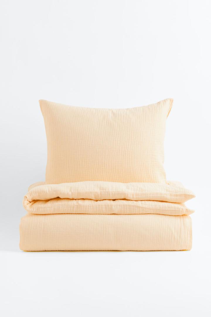 H & M - Muslin Twin Duvet Cover Set - Yellow