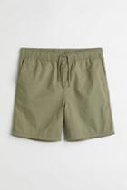 H & M - Regular Fit Cotton Shorts - Green