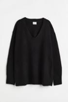 H & M - Oversized Sweater - Black