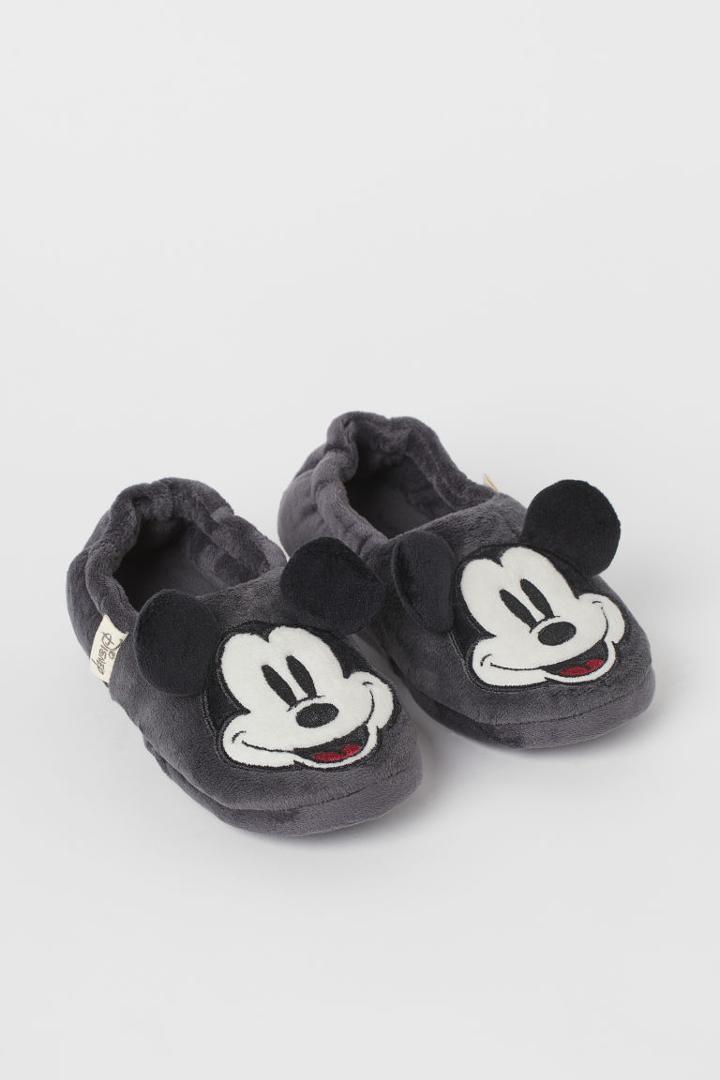 H & M - Soft Appliqud Slippers - Gray