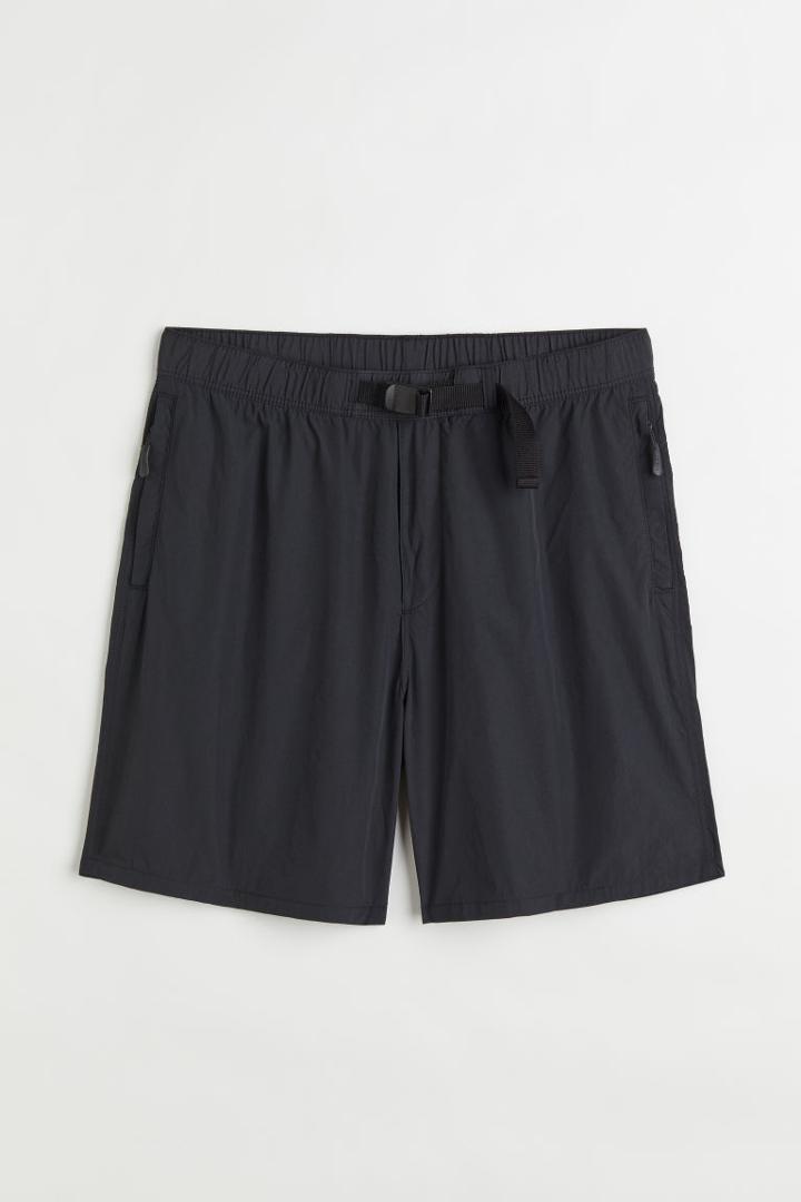 H & M - Relaxed Fit Belted Shorts - Black
