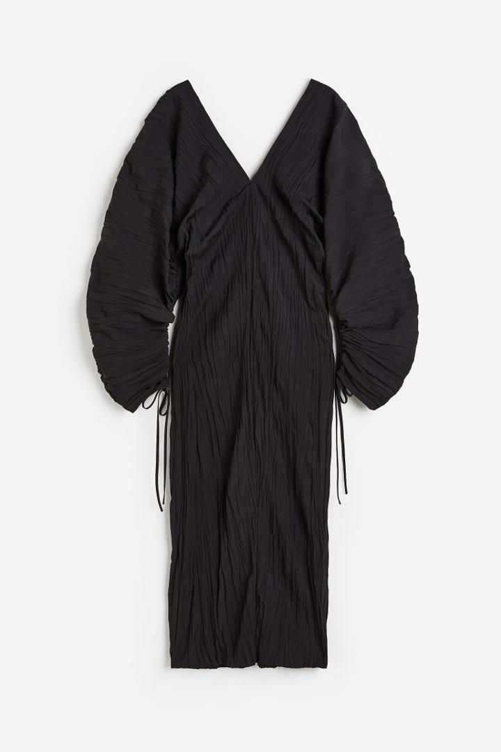 H & M - Voluminous Dress - Black