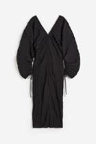 H & M - Voluminous Dress - Black