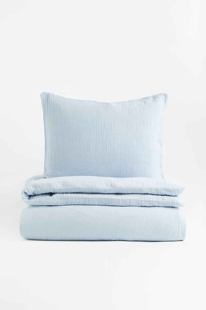 H & M - Muslin Twin Duvet Cover Set - Blue