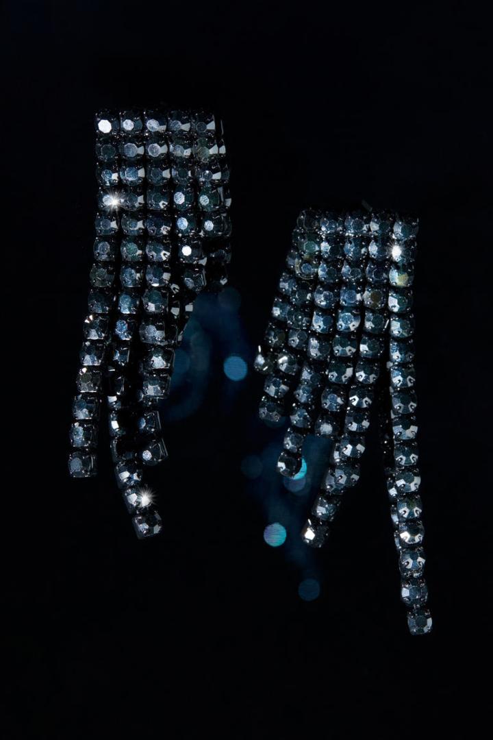 H & M - Long Earrings - Black