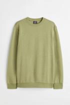 H & M - Regular Fit Ribbed Sweatshirt - Green