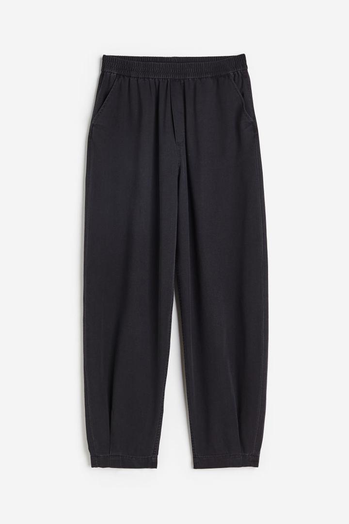 H & M - High Waist Woven Joggers - Black