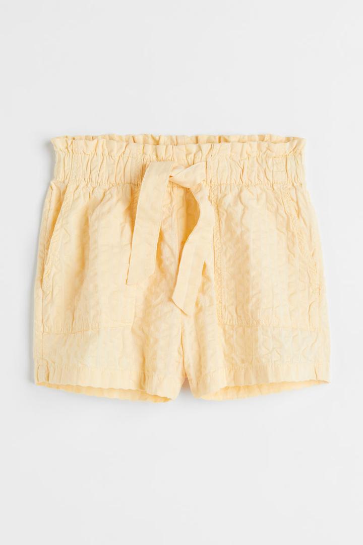 H & M - High Waist Shorts - Yellow