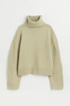 H & M - Oversized Turtleneck Sweater - Green