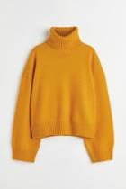 H & M - Oversized Turtleneck Sweater - Yellow