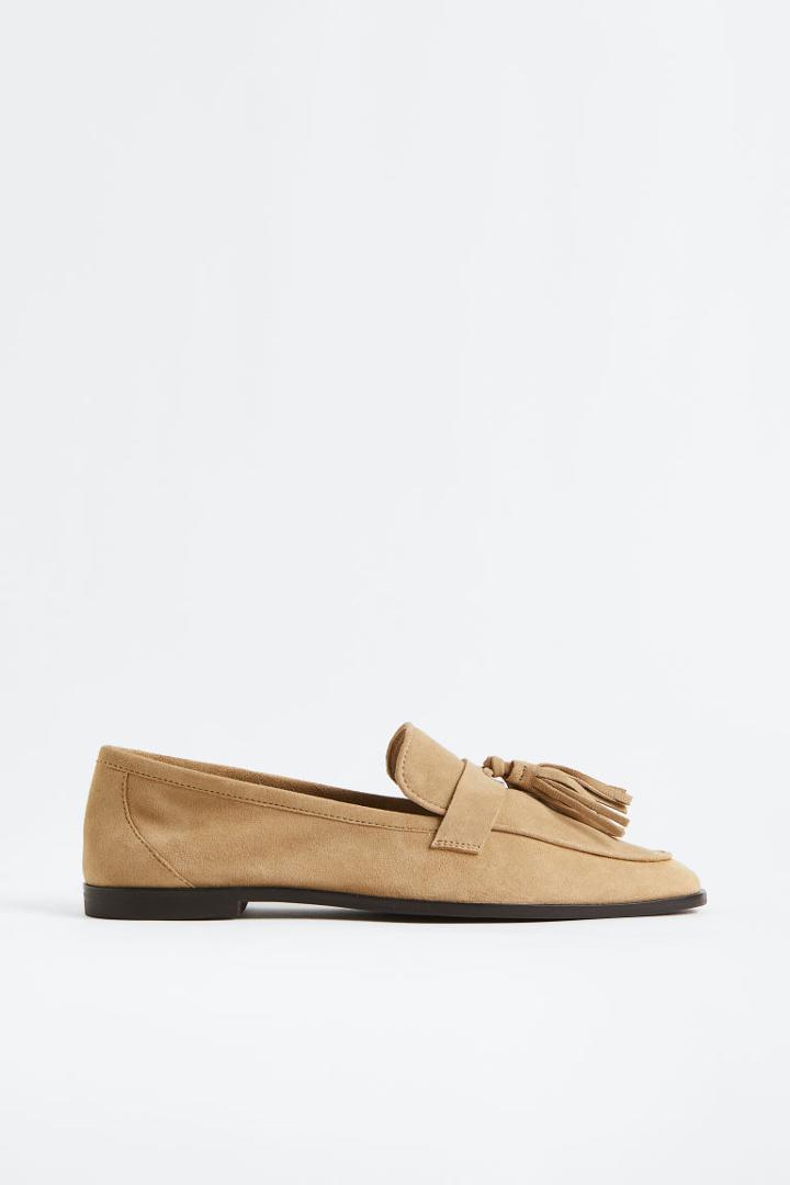 H & M - Tasseled Suede Loafers - Beige