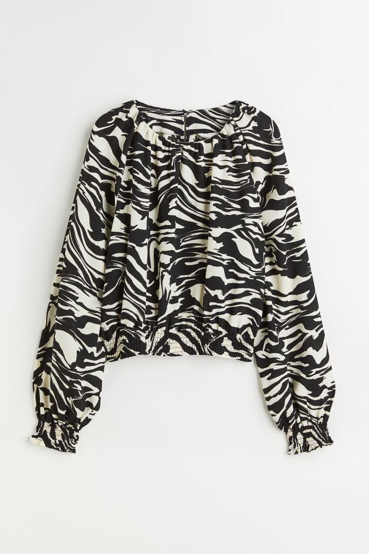 H & M - Patterned Balloon-sleeved Blouse - Black