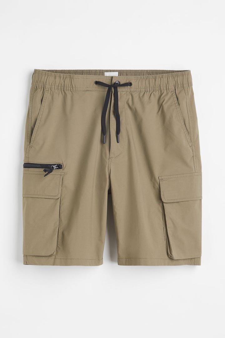 H & M - Regular Fit Knee-length Cargo Shorts - Green