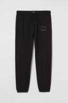 H & M - Regular Fit Printed Joggers - Black