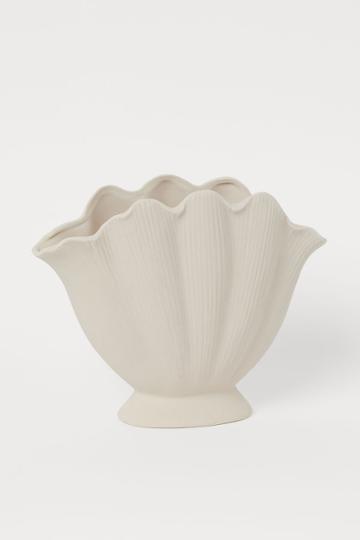 H & M - Shell-shaped Vase - White