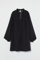 H & M - Crinkled Chiffon Dress - Black