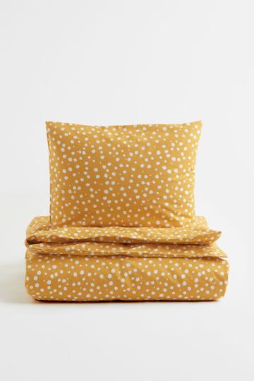 H & M - Patterned Twin Duvet Cover Set - Yellow