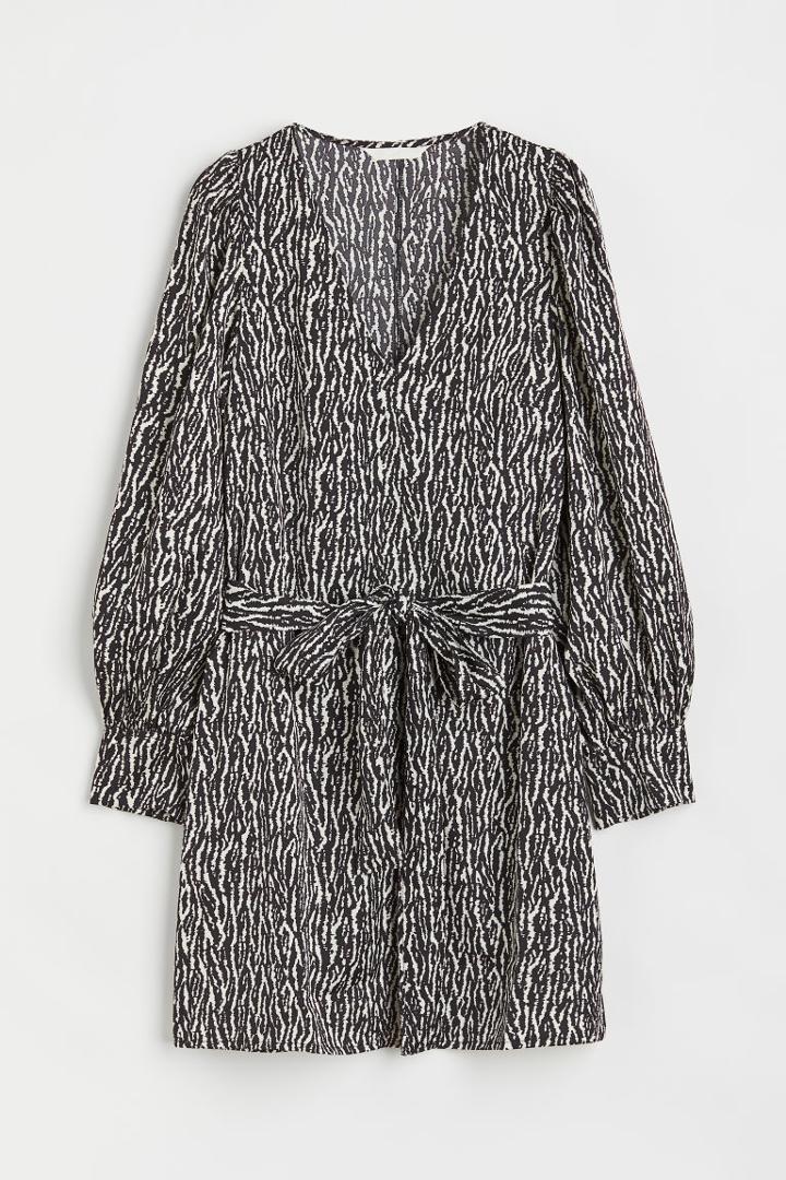 H & M - Balloon-sleeved Satin Dress - Black