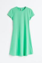H & M - Jersey Dress With Flared Skirt - Green