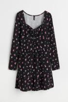 H & M - Crped Dress With Lacing - Black