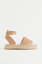H & M - Espadrilles With Embroidery - Beige