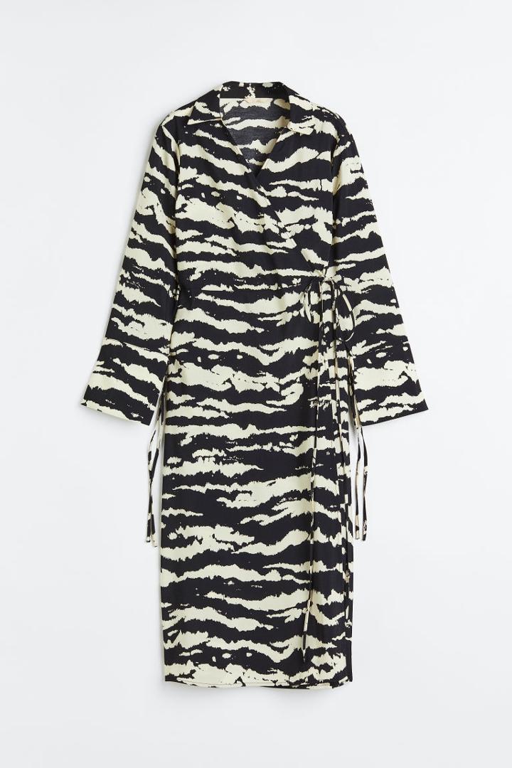 H & M - Wrap Dress With Collar - Black