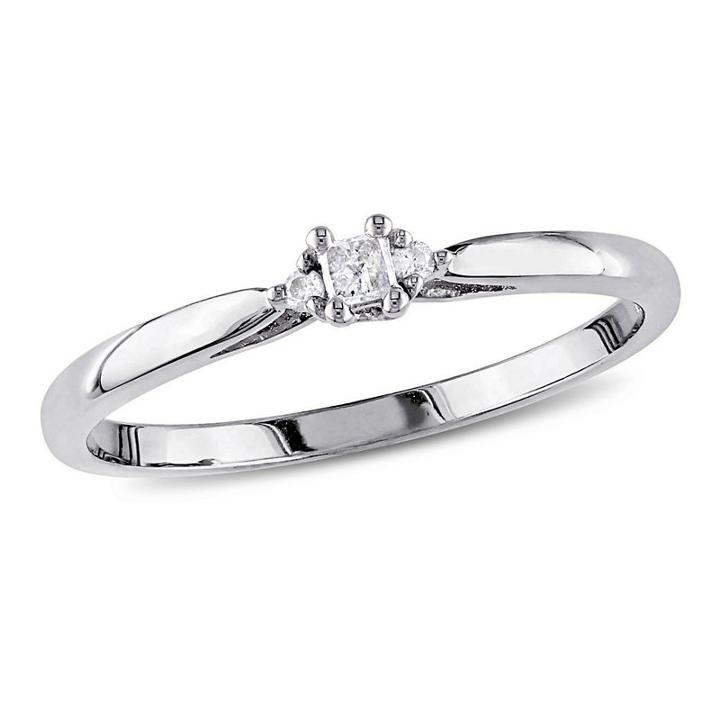 Womens Diamond Accent Round White Diamond 10k Gold Solitaire Ring