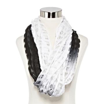 Studio 36 Check-me-out Loop Neck Scarf