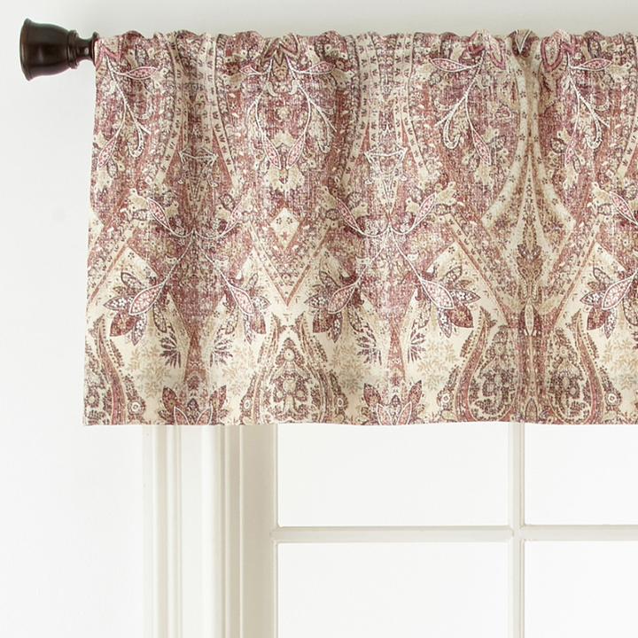 Linden Street Kenora Valance