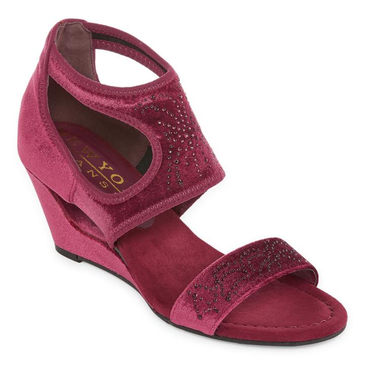 New York Transit Natural Pretty Womens Wedge Sandals