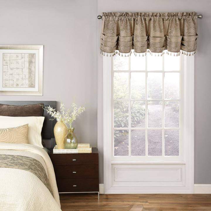 Beautyrest Avignon Rod-pocket Scallop Valance