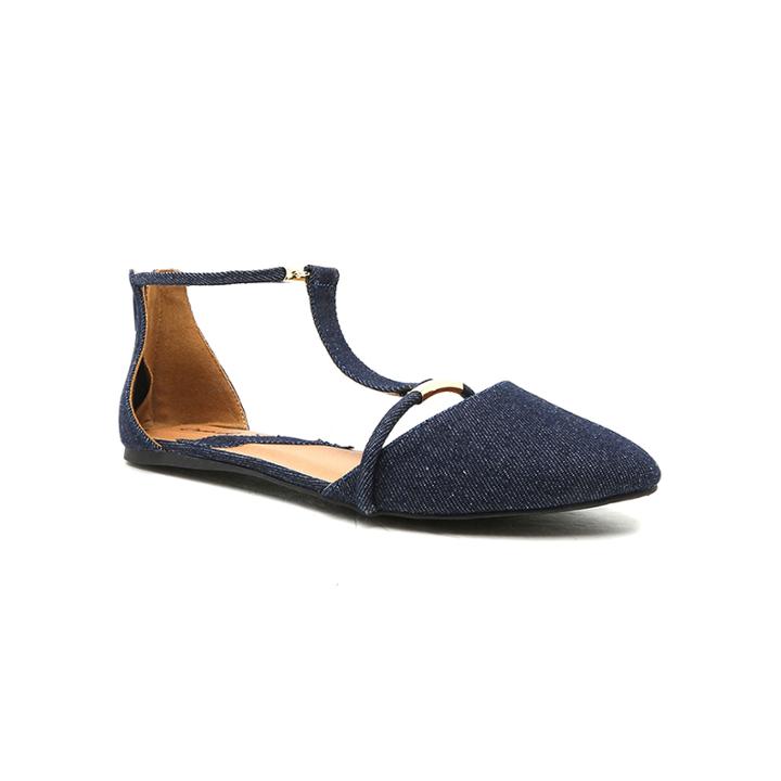 Qupid Swift T-strap Ballerina Shoes