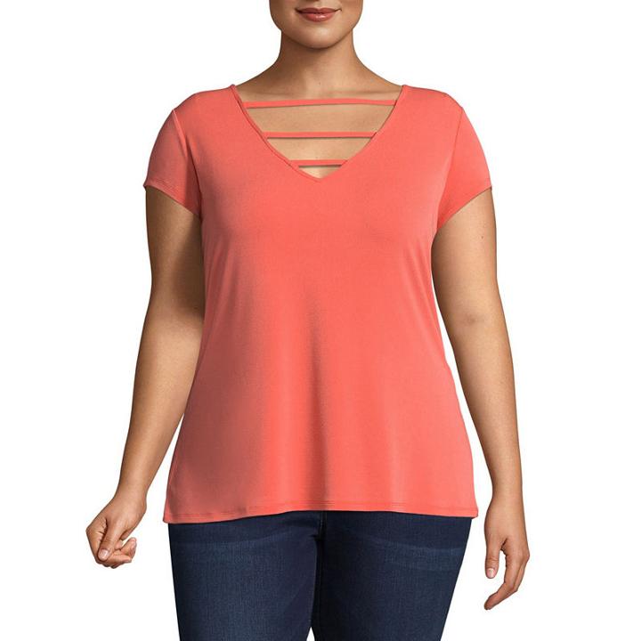 Bold Elements Sleeveless Round Neck Woven Blouse - Plus