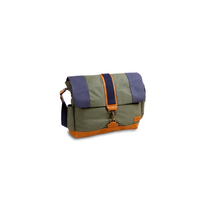 J World Sam Messenger Bag