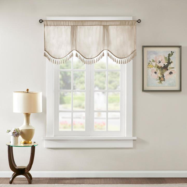 Madison Park Laverne Solid Scallop Embellished Rod-pocket Scallop Valance