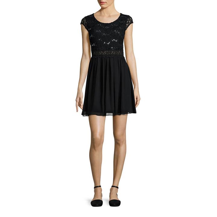 By Lace Bust Drs