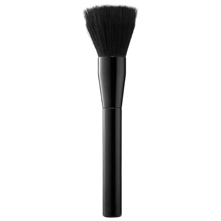 Black Up Light Coverage Foundation Brush