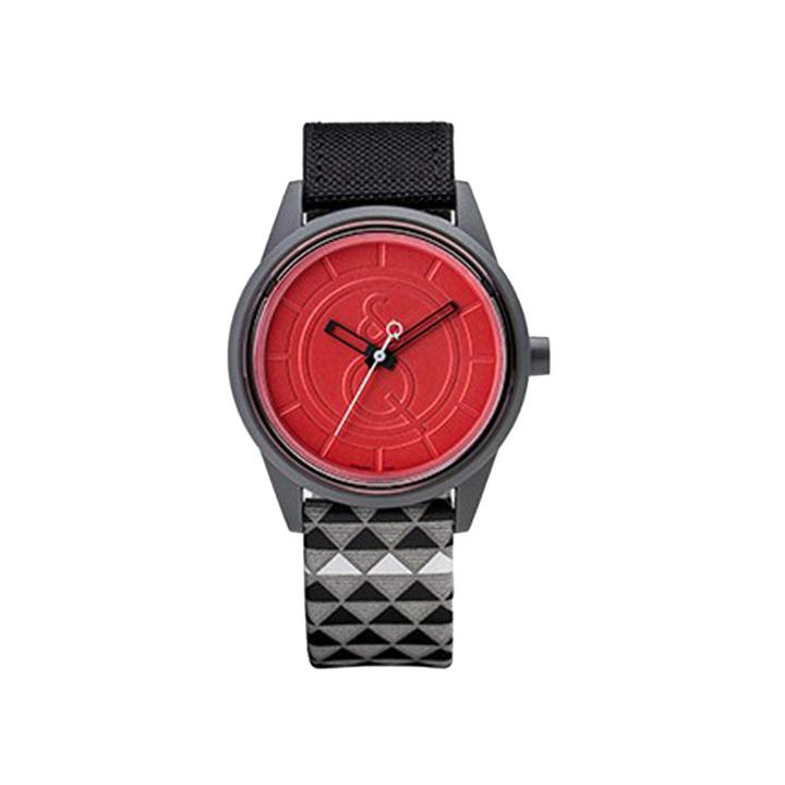 Q & Q Smilesolar Black/red Triangle Strap Watch