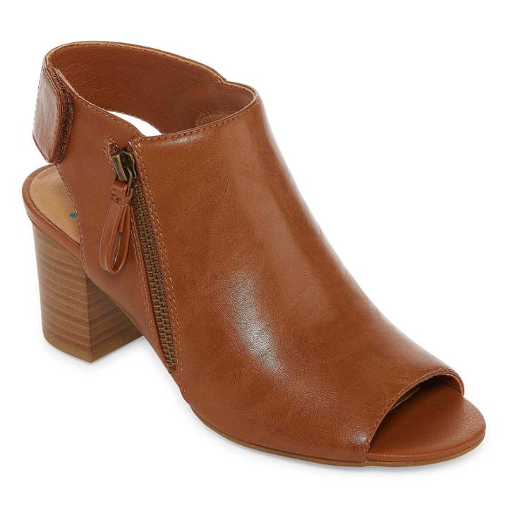 Yuu Sasssy Womens Shooties