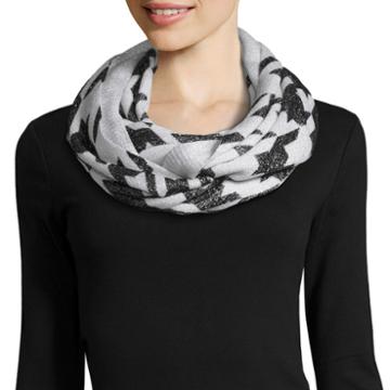 V. Fraas Oblong Scarf