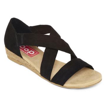 Pop Reward Strap Sandals