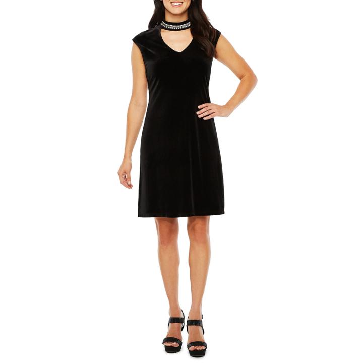 Ronni Nicole Sleeveless Embellished Neck Shift Dress