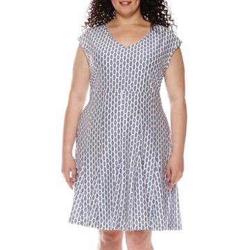 Katherine H Cap-sleeve Jacquard Fit-and-flare Dress - Plus