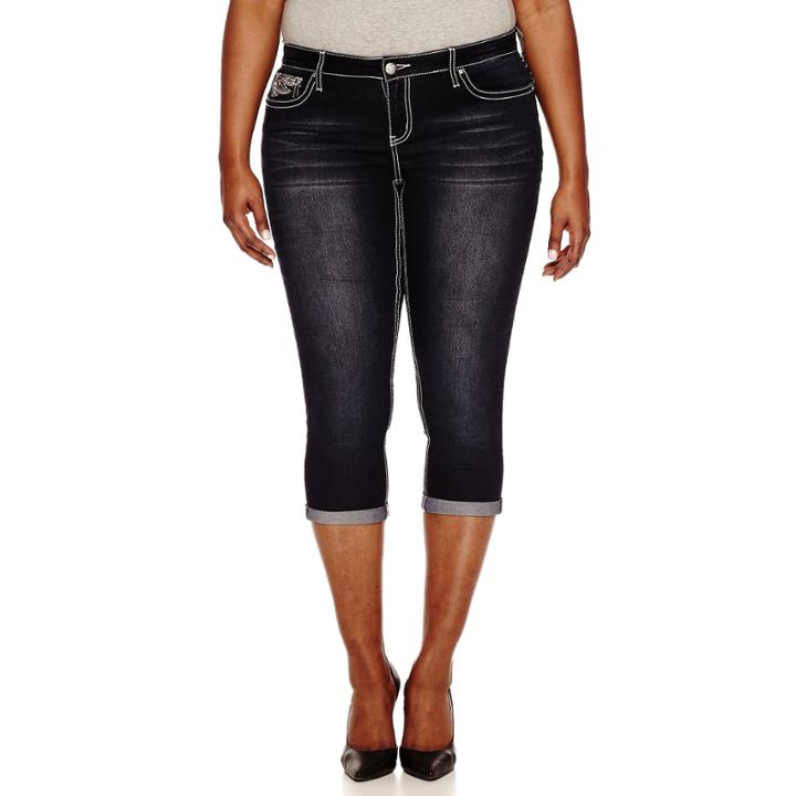 Boutique + Capris Plus