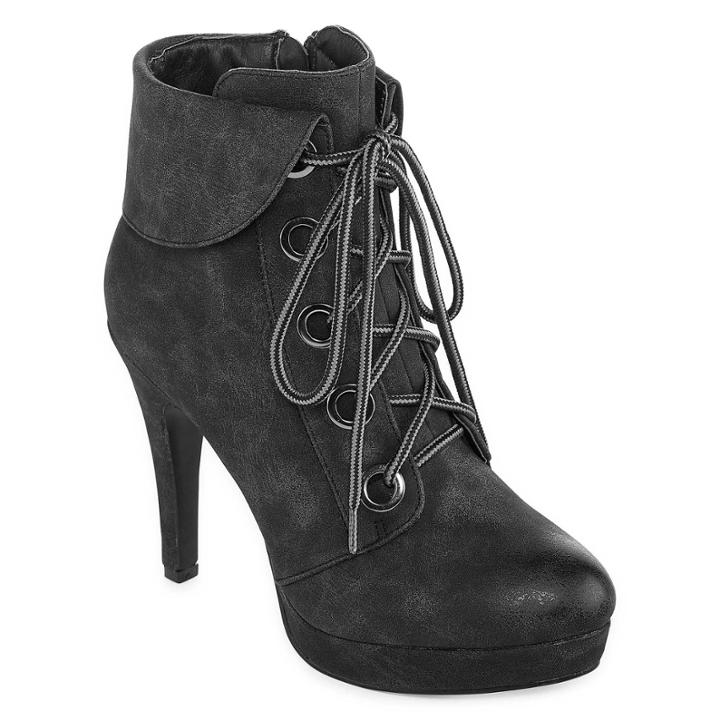 2 Lips Too Lucy Womens Bootie Wide