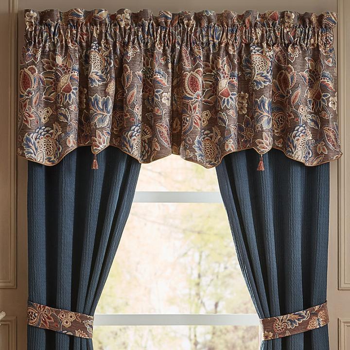 Croscill Classics Brenna Tailored Valance
