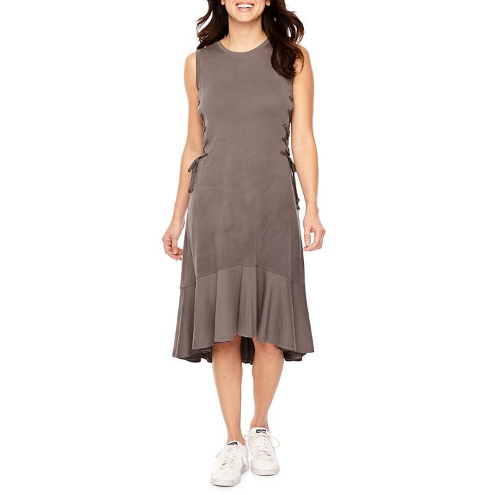 Vivi By Violet Weekend Sleeveless Sheath Dress