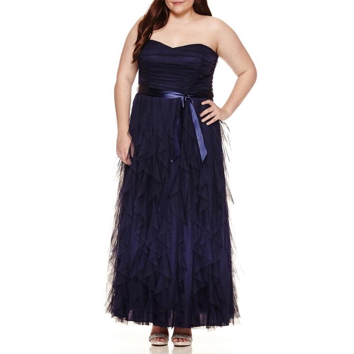 Social Code Sleeveless Ball Gown-juniors Plus
